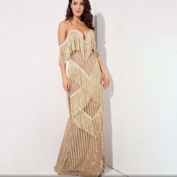 💛 V-Neck Gold Fringed Stripe Glitter Long Dress - Picture 2 of 6